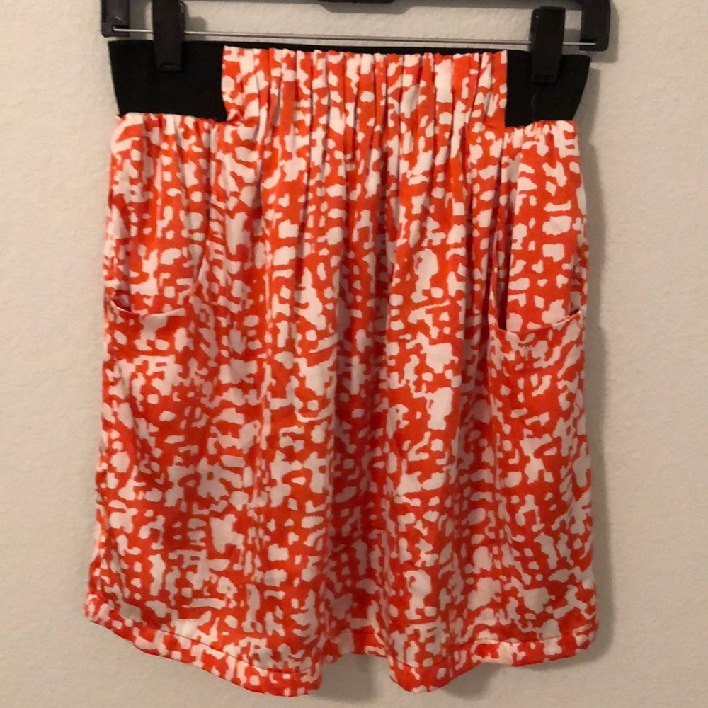 Abstract print skirt